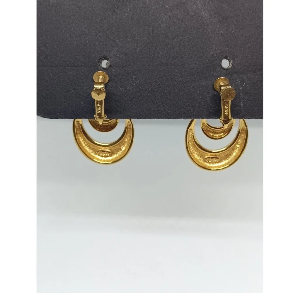 Napier Womens Gold Tone Oval Hoop Ear Screws Clip On Earrings Vintage Multi Tier